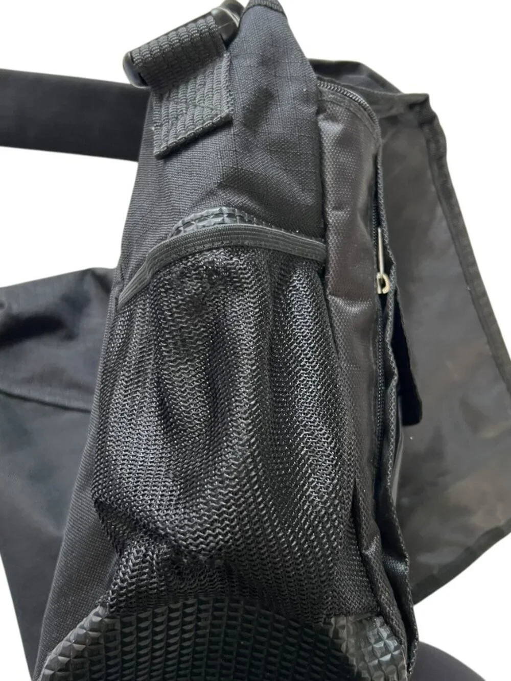 HBO messenger bag black nylon work laptop shoulder travel